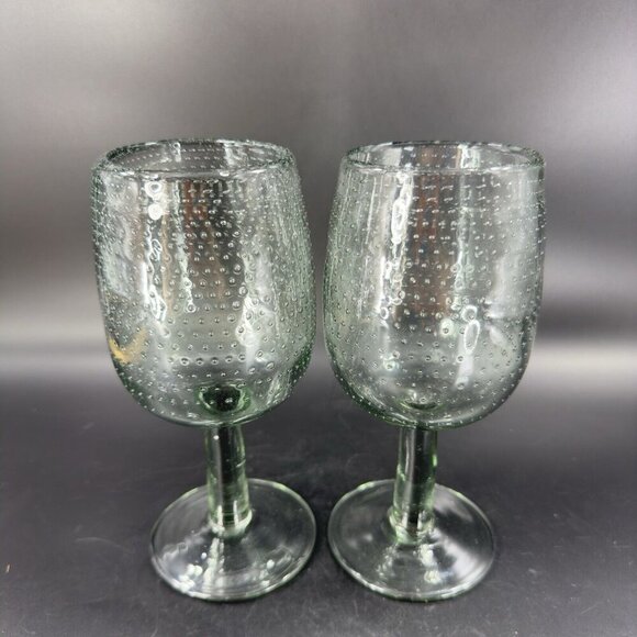Light Transparent Green Drinking Goblets Glasses Set 2 With Textured Air Bubbles - Picture 11 of 12
